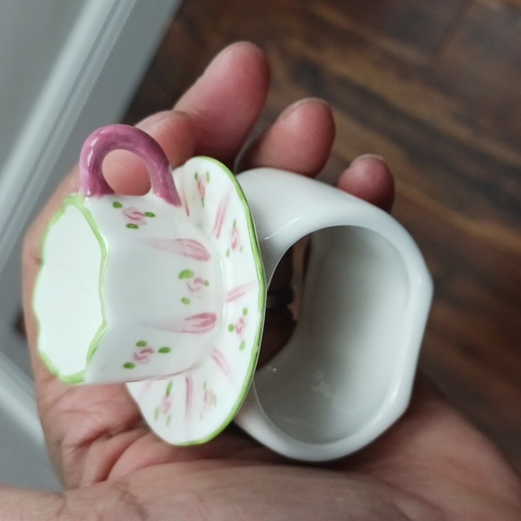 Set of 3 Miniature Floral Teacup Napkin Rings Set - Picture 6 of 6